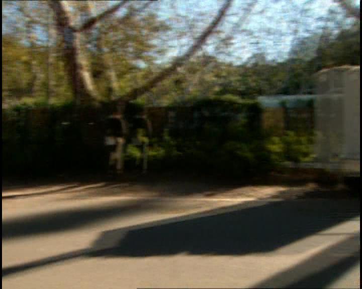 DailyDuff-dot-nl_GirlCanRockDVD-BehindComeCleanVideo0000.jpg