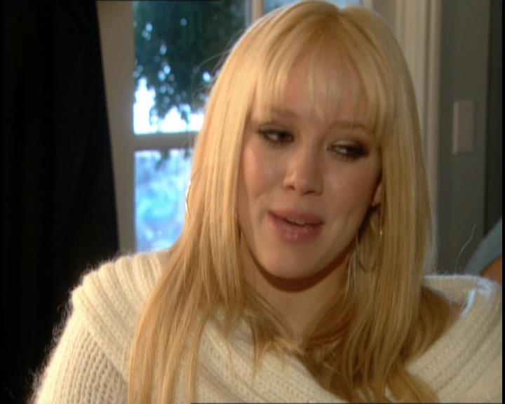 DailyDuff-dot-nl_GirlCanRockDVD-BehindComeCleanVideo0425.jpg DailyDuff-dot-nl_GirlCanRockDVD-BehindComeCleanVideo0425.jpg