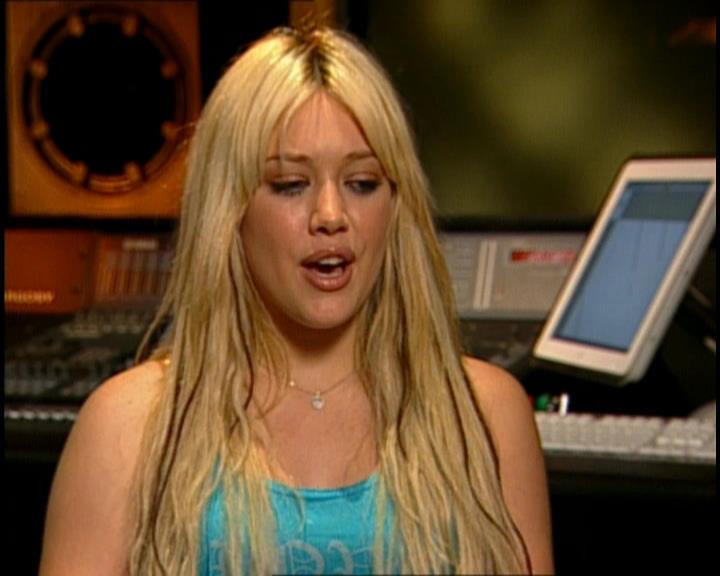 DailyDuff-dot-nl_GirlCanRockDVD-HilarysNewAlbum0020.jpg DailyDuff-dot-nl_GirlCanRockDVD-HilarysNewAlbum0020.jpg