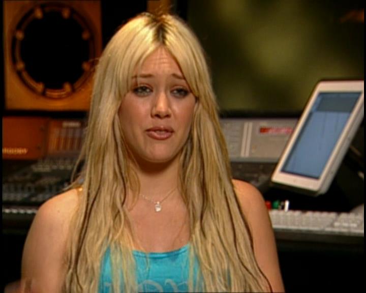 DailyDuff-dot-nl_GirlCanRockDVD-HilarysNewAlbum0022.jpg DailyDuff-dot-nl_GirlCanRockDVD-HilarysNewAlbum0022.jpg