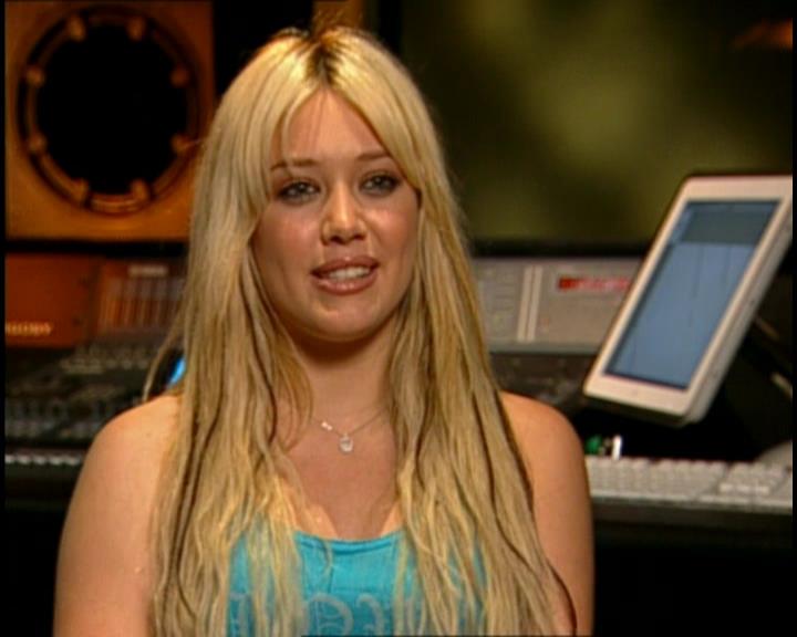 DailyDuff-dot-nl_GirlCanRockDVD-HilarysNewAlbum0036.jpg DailyDuff-dot-nl_GirlCanRockDVD-HilarysNewAlbum0036.jpg