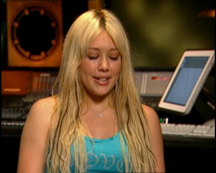 DailyDuff-dot-nl_GirlCanRockDVD-HilarysNewAlbum0085.jpg DailyDuff-dot-nl_GirlCanRockDVD-HilarysNewAlbum0085.jpg