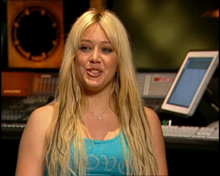 DailyDuff-dot-nl_GirlCanRockDVD-HilarysNewAlbum0087.jpg DailyDuff-dot-nl_GirlCanRockDVD-HilarysNewAlbum0087.jpg