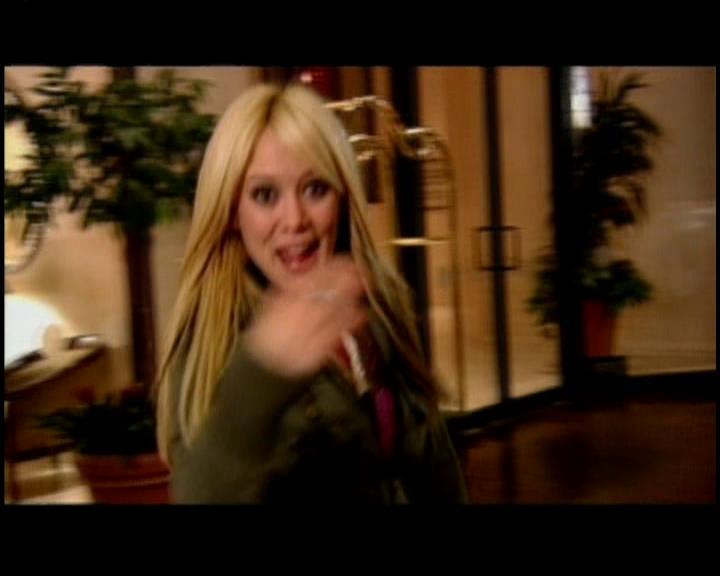 DailyDuff-dot-nl_GirlCanRockDVD-HilarysNewAlbum0105.jpg DailyDuff-dot-nl_GirlCanRockDVD-HilarysNewAlbum0105.jpg