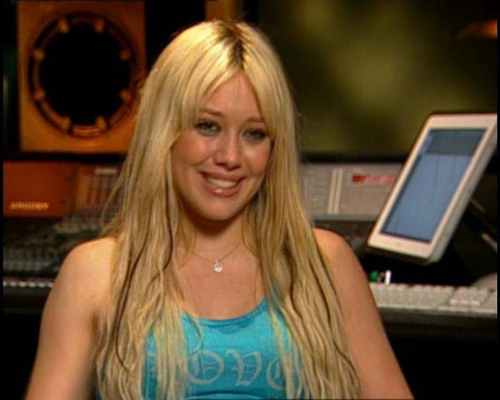 DailyDuff-dot-nl_GirlCanRockDVD-HilarysNewAlbum0107.jpg DailyDuff-dot-nl_GirlCanRockDVD-HilarysNewAlbum0107.jpg