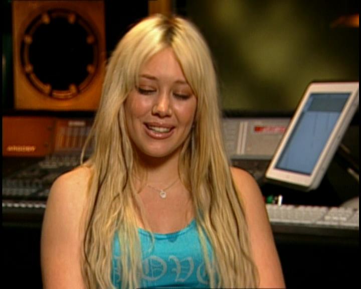 DailyDuff-dot-nl_GirlCanRockDVD-HilarysNewAlbum0115.jpg