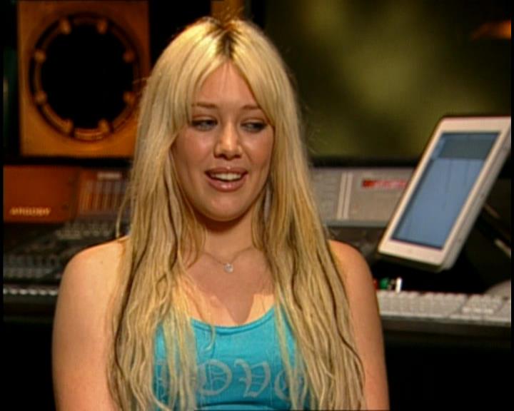 DailyDuff-dot-nl_GirlCanRockDVD-HilarysNewAlbum0117.jpg DailyDuff-dot-nl_GirlCanRockDVD-HilarysNewAlbum0117.jpg