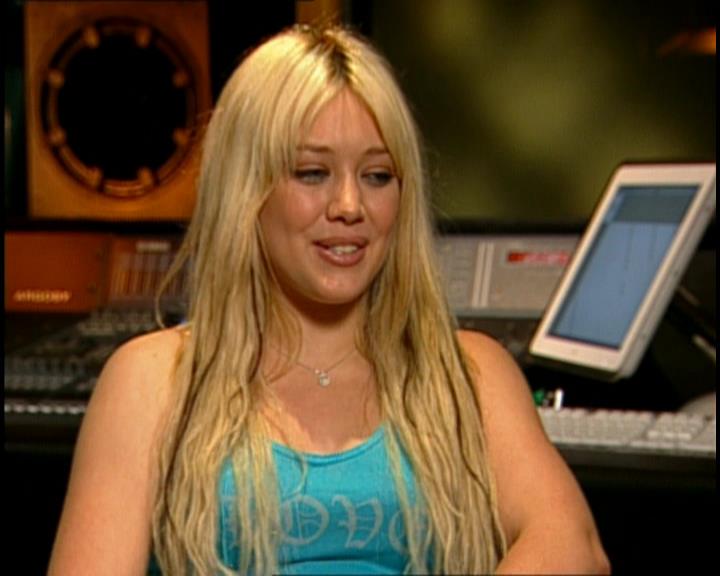 DailyDuff-dot-nl_GirlCanRockDVD-HilarysNewAlbum0118.jpg DailyDuff-dot-nl_GirlCanRockDVD-HilarysNewAlbum0118.jpg