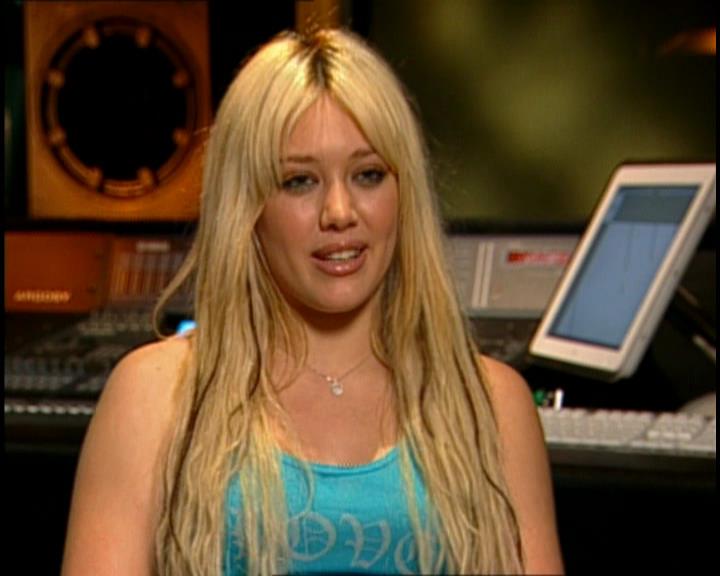 DailyDuff-dot-nl_GirlCanRockDVD-HilarysNewAlbum0119.jpg DailyDuff-dot-nl_GirlCanRockDVD-HilarysNewAlbum0119.jpg