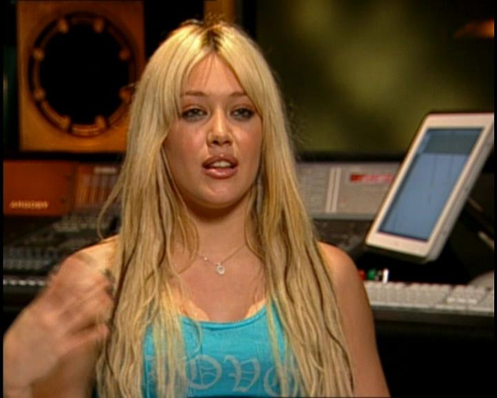 DailyDuff-dot-nl_GirlCanRockDVD-HilarysNewAlbum0120.jpg