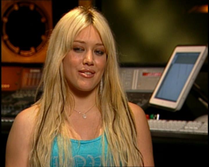 DailyDuff-dot-nl_GirlCanRockDVD-HilarysNewAlbum0146.jpg DailyDuff-dot-nl_GirlCanRockDVD-HilarysNewAlbum0146.jpg