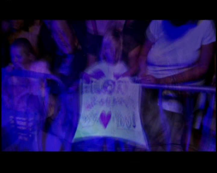 DailyDuff-dot-nl_GirlCanRockDVD-HilarysNewAlbum0153.jpg DailyDuff-dot-nl_GirlCanRockDVD-HilarysNewAlbum0153.jpg