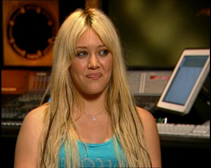 DailyDuff-dot-nl_GirlCanRockDVD-HilarysNewAlbum0168.jpg DailyDuff-dot-nl_GirlCanRockDVD-HilarysNewAlbum0168.jpg