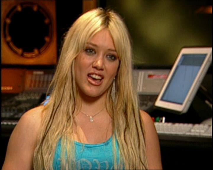 DailyDuff-dot-nl_GirlCanRockDVD-HilarysNewAlbum0189.jpg DailyDuff-dot-nl_GirlCanRockDVD-HilarysNewAlbum0189.jpg