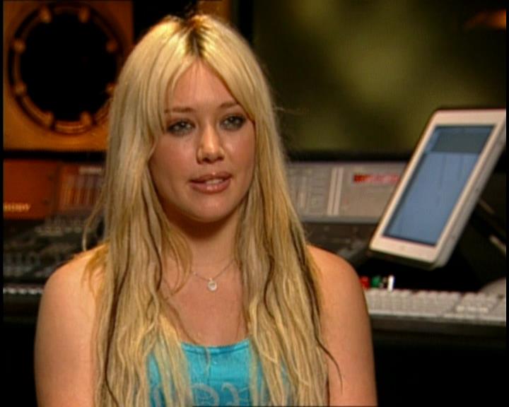 DailyDuff-dot-nl_GirlCanRockDVD-HilarysNewAlbum0207.jpg DailyDuff-dot-nl_GirlCanRockDVD-HilarysNewAlbum0207.jpg