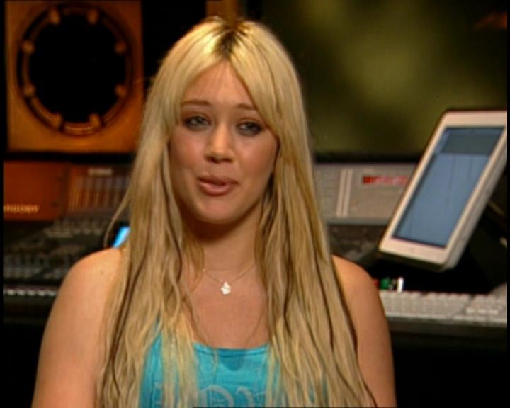 DailyDuff-dot-nl_GirlCanRockDVD-HilarysNewAlbum0212.jpg DailyDuff-dot-nl_GirlCanRockDVD-HilarysNewAlbum0212.jpg