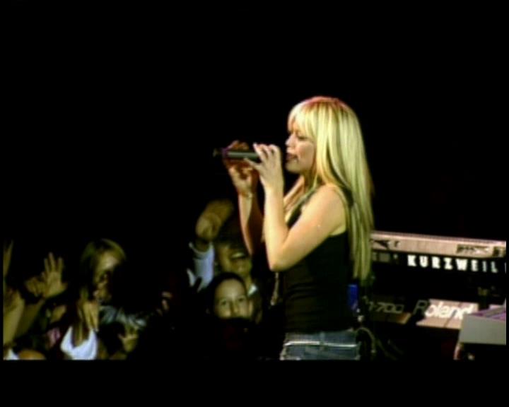 DailyDuff-dot-nl_GirlCanRockDVD-HilarysNewAlbum0218.jpg DailyDuff-dot-nl_GirlCanRockDVD-HilarysNewAlbum0218.jpg