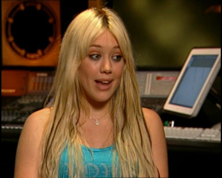 DailyDuff-dot-nl_GirlCanRockDVD-HilarysNewAlbum0223.jpg DailyDuff-dot-nl_GirlCanRockDVD-HilarysNewAlbum0223.jpg