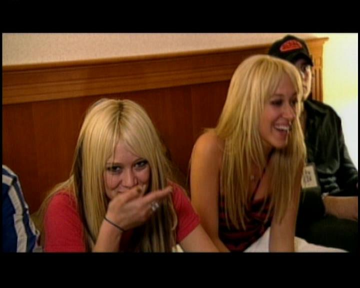 DailyDuff-dot-nl_GirlCanRockDVD-HilarysNewAlbum0229.jpg DailyDuff-dot-nl_GirlCanRockDVD-HilarysNewAlbum0229.jpg