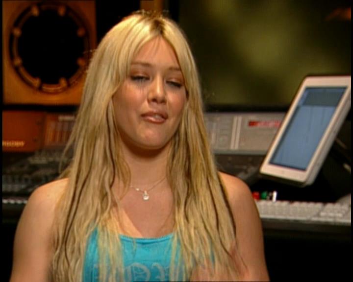 DailyDuff-dot-nl_GirlCanRockDVD-HilarysNewAlbum0233.jpg DailyDuff-dot-nl_GirlCanRockDVD-HilarysNewAlbum0233.jpg