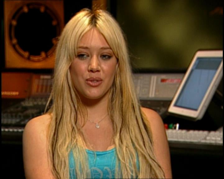 DailyDuff-dot-nl_GirlCanRockDVD-HilarysNewAlbum0246.jpg DailyDuff-dot-nl_GirlCanRockDVD-HilarysNewAlbum0246.jpg