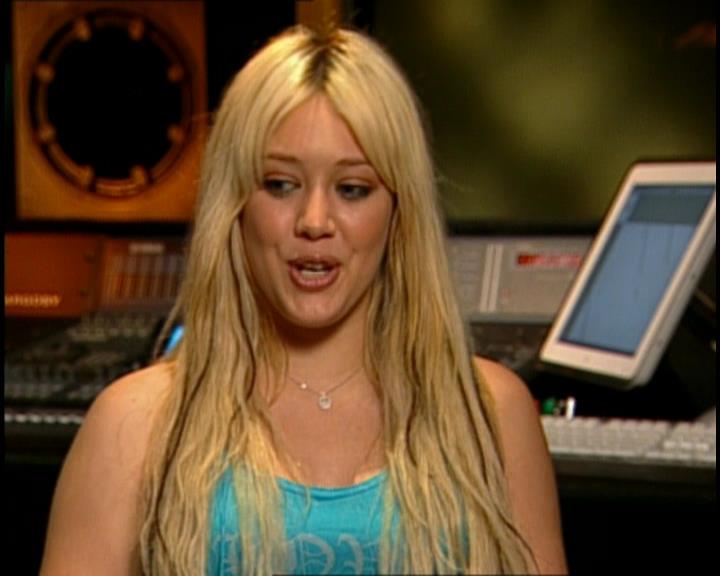 DailyDuff-dot-nl_GirlCanRockDVD-HilarysNewAlbum0252.jpg DailyDuff-dot-nl_GirlCanRockDVD-HilarysNewAlbum0252.jpg