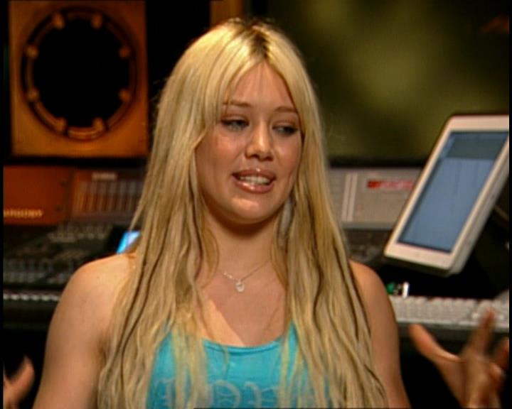 DailyDuff-dot-nl_GirlCanRockDVD-HilarysNewAlbum0255.jpg DailyDuff-dot-nl_GirlCanRockDVD-HilarysNewAlbum0255.jpg