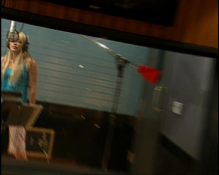 DailyDuff-dot-nl_GirlCanRockDVD-HilarysNewAlbum0275.jpg DailyDuff-dot-nl_GirlCanRockDVD-HilarysNewAlbum0275.jpg