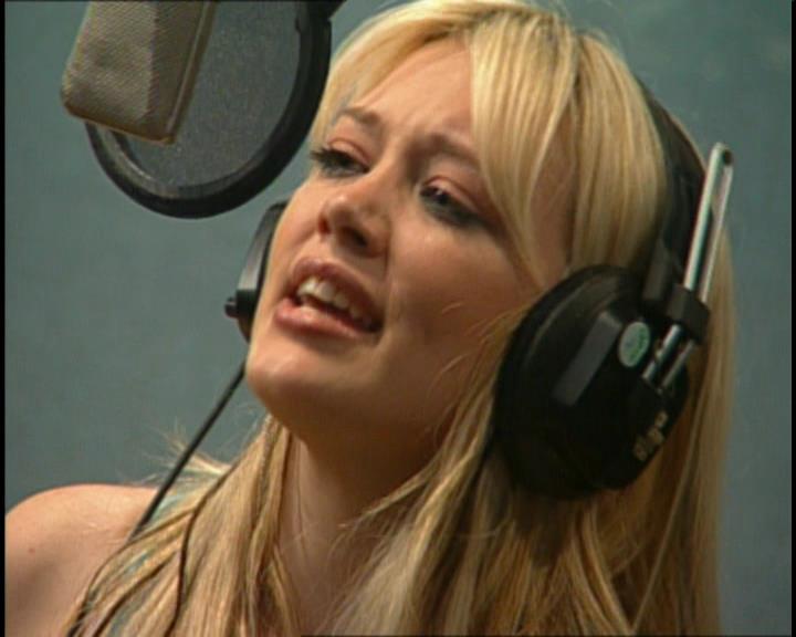 DailyDuff-dot-nl_GirlCanRockDVD-HilarysNewAlbum0313.jpg DailyDuff-dot-nl_GirlCanRockDVD-HilarysNewAlbum0313.jpg