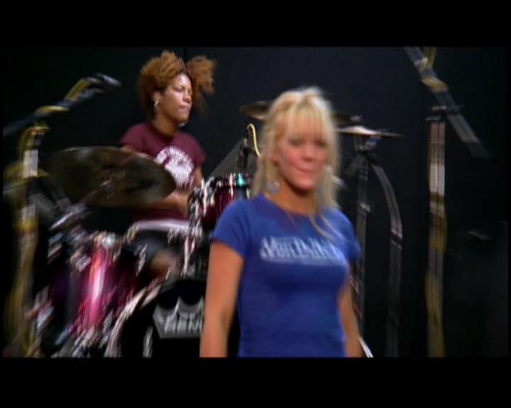 DailyDuff-dot-nl_GirlCanRockDVD-TheTour0338.jpg