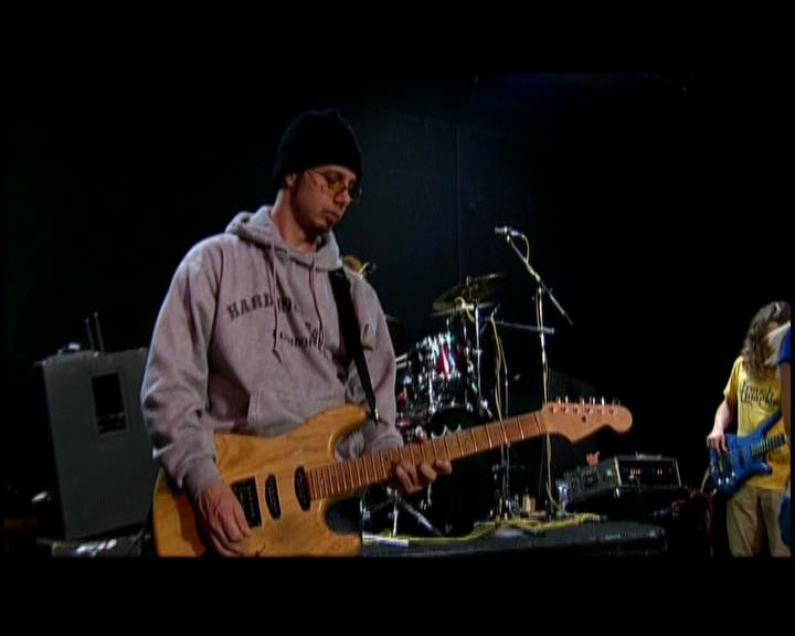 DailyDuff-dot-nl_GirlCanRockDVD-TheTour0426.jpg