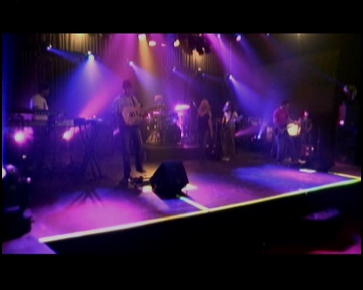 DailyDuff-dot-nl_GirlCanRockDVD-TheTour0600.jpg DailyDuff-dot-nl_GirlCanRockDVD-TheTour0600.jpg