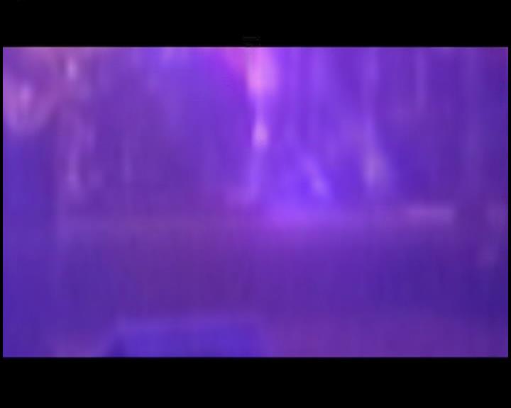 DailyDuff-dot-nl_GirlCanRockDVD-TheTour0625.jpg DailyDuff-dot-nl_GirlCanRockDVD-TheTour0625.jpg