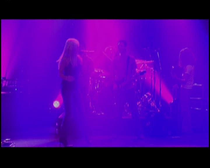 DailyDuff-dot-nl_GirlCanRockDVD-TheTour0636.jpg DailyDuff-dot-nl_GirlCanRockDVD-TheTour0636.jpg