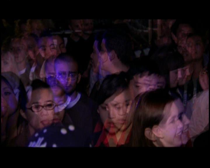 DailyDuff-dot-nl_GirlCanRockDVD-TheTour0662.jpg DailyDuff-dot-nl_GirlCanRockDVD-TheTour0662.jpg