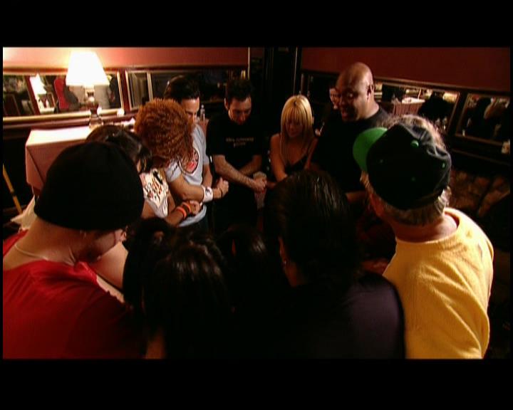 DailyDuff-dot-nl_GirlCanRockDVD-TheTour0687.jpg DailyDuff-dot-nl_GirlCanRockDVD-TheTour0687.jpg