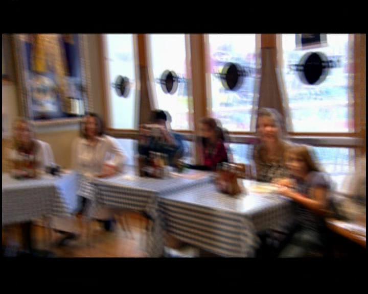 DailyDuff-dot-nl_GirlCanRockDVD-TheTour0904.jpg