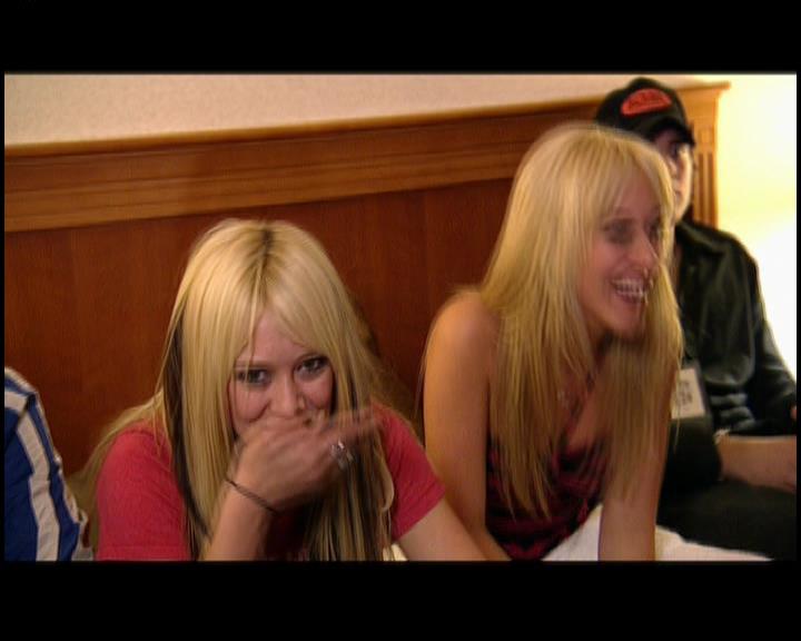 DailyDuff-dot-nl_GirlCanRockDVD-TheTour1157.jpg DailyDuff-dot-nl_GirlCanRockDVD-TheTour1157.jpg