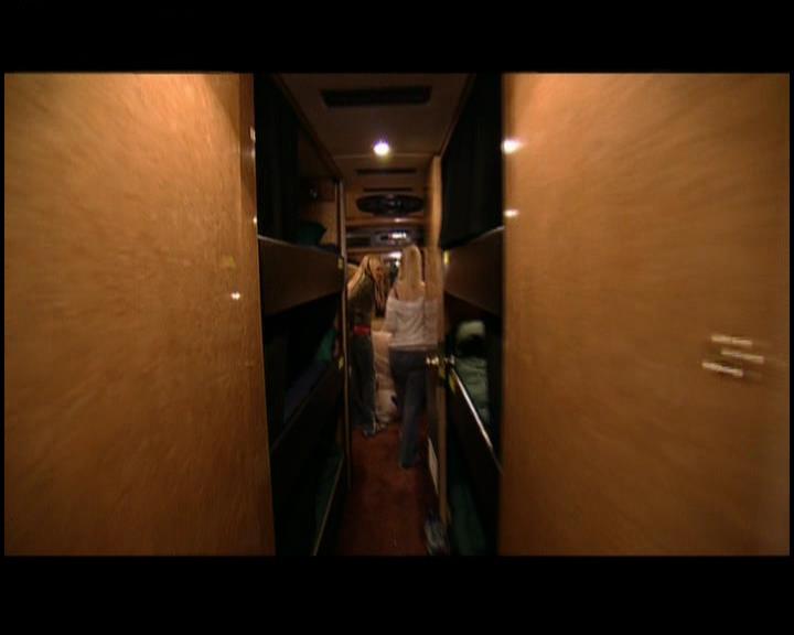 DailyDuff-dot-nl_GirlCanRockDVD-TheTour1174.jpg DailyDuff-dot-nl_GirlCanRockDVD-TheTour1174.jpg