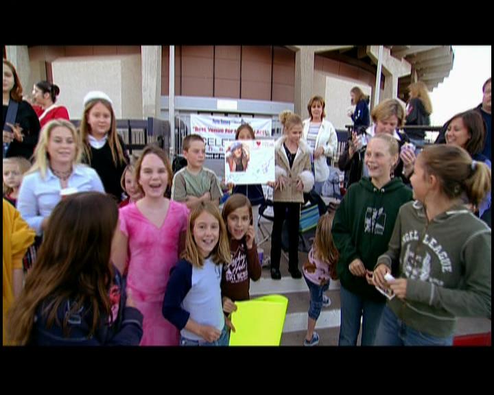 DailyDuff-dot-nl_GirlCanRockDVD-TheTour1267.jpg DailyDuff-dot-nl_GirlCanRockDVD-TheTour1267.jpg