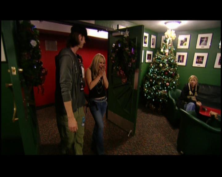 DailyDuff-dot-nl_GirlCanRockDVD-TheTour1326.jpg DailyDuff-dot-nl_GirlCanRockDVD-TheTour1326.jpg