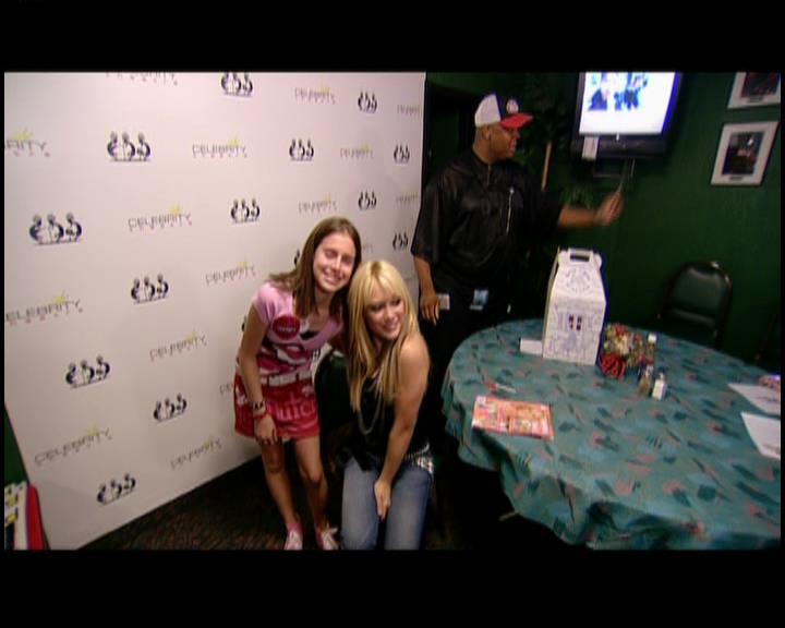 DailyDuff-dot-nl_GirlCanRockDVD-TheTour1347.jpg DailyDuff-dot-nl_GirlCanRockDVD-TheTour1347.jpg