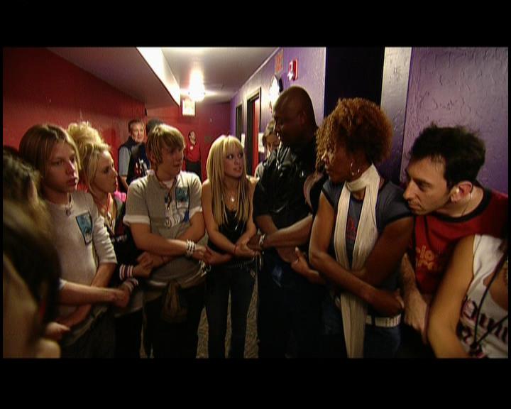 DailyDuff-dot-nl_GirlCanRockDVD-TheTour1399.jpg