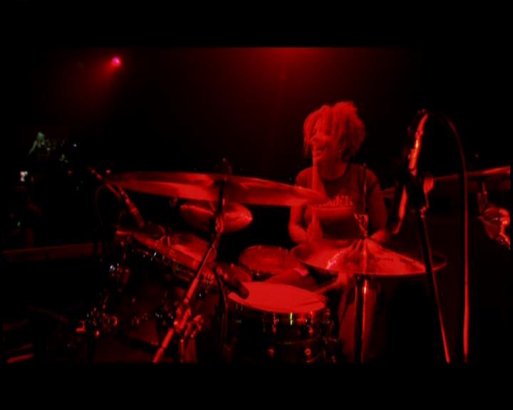 DailyDuff-dot-nl_GirlCanRockDVD-TheTour1529.jpg DailyDuff-dot-nl_GirlCanRockDVD-TheTour1529.jpg