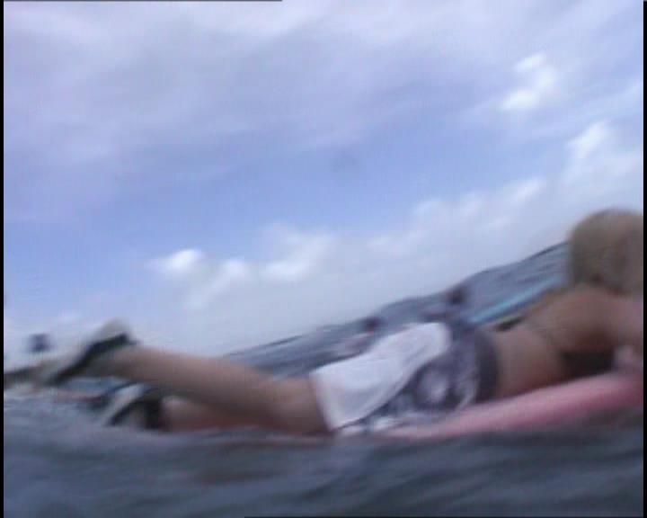 DailyDuff-dot-nl_GirlCanRockDVD-InterviewsAndFeaturettes-HilaryHangTen0006.jpg DailyDuff-dot-nl_GirlCanRockDVD-InterviewsAndFeaturettes-HilaryHangTen0006.jpg