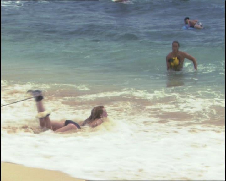 DailyDuff-dot-nl_GirlCanRockDVD-InterviewsAndFeaturettes-HilaryHangTen0058.jpg DailyDuff-dot-nl_GirlCanRockDVD-InterviewsAndFeaturettes-HilaryHangTen0058.jpg