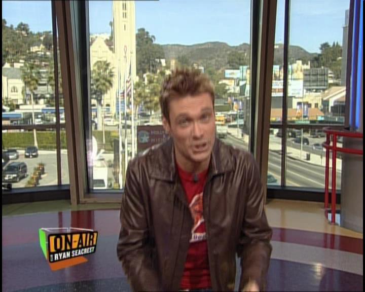 DailyDuff-dot-nl_GirlCanRockDVD-InterviewsAndFeaturettes-HilaryOnAirWithRyanSeacrest0000.jpg