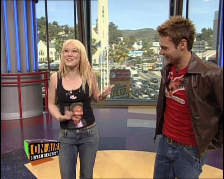 DailyDuff-dot-nl_GirlCanRockDVD-InterviewsAndFeaturettes-HilaryOnAirWithRyanSeacrest0009.jpg