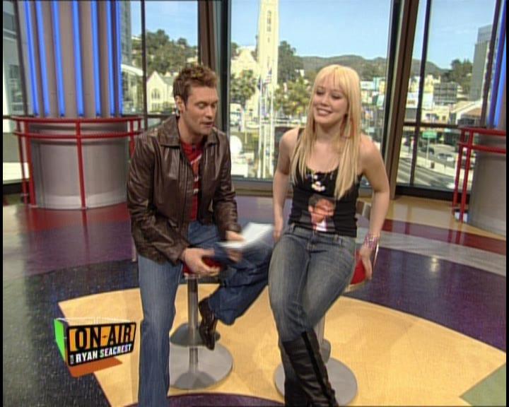 DailyDuff-dot-nl_GirlCanRockDVD-InterviewsAndFeaturettes-HilaryOnAirWithRyanSeacrest0047.jpg