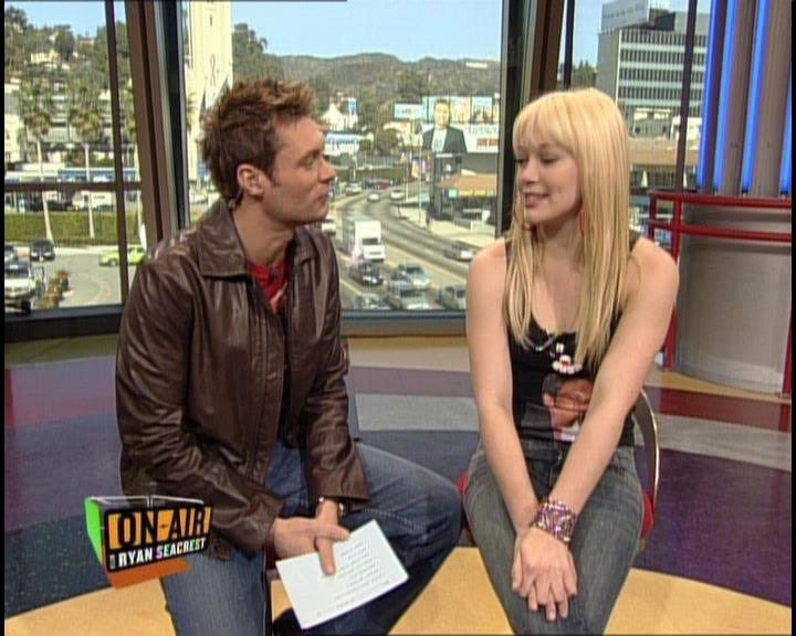 DailyDuff-dot-nl_GirlCanRockDVD-InterviewsAndFeaturettes-HilaryOnAirWithRyanSeacrest0053.jpg